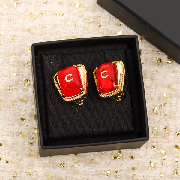 2023 luxury quality charm clip earring with red color in 18k gold plated have box stamp ps7000a, Golden
2023 luxury quality charm clip earring with red color in 18k gold plated have box stamp ps7000a, Golden