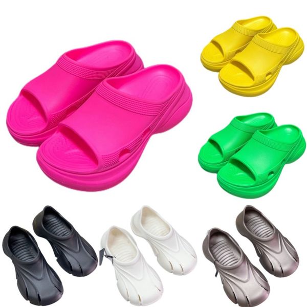 slipper designer sandals slides luxury platform shoes hollow out multicolour outdoor shoes round head fashionable flip-flops flatsole slide, Black
slipper designer sandals slides luxury platform shoes hollow out multicolour outdoor shoes round head fashionable flip-flops flatsole slide, Black