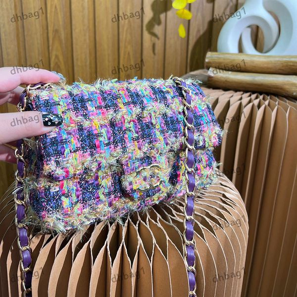 classic designer womens mini shoulder bags color woolen fabric gold metal cross body bag matelasse chain mini makeup case mobile phone bags
classic designer womens mini shoulder bags color woolen fabric gold metal cross body bag matelasse chain mini makeup case mobile phone bags