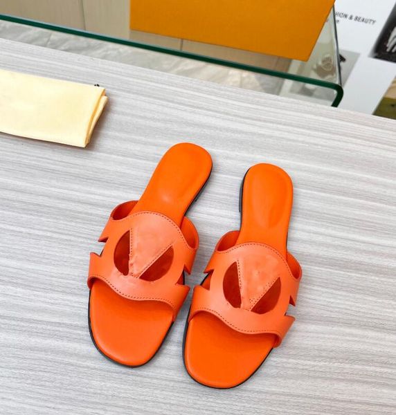 2023 isola flat mule slippers women calf leather outsole slides circle signature fashioned soft calfskin wide front strap sandals size 35-43, Black
2023 isola flat mule slippers women calf leather outsole slides circle signature fashioned soft calfskin wide front strap sandals size 35-43, Black