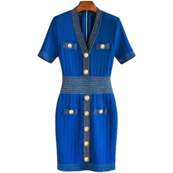 2023 designer luxury summer metal button dress slim tight comfortable curves dress waist thin permeable filament socialite style knitted, Black;gray
2023 designer luxury summer metal button dress slim tight comfortable curves dress waist thin permeable filament socialite style knitted, Black;gray