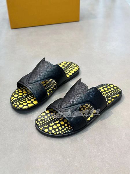 2023 new men slippers designer leather sandals yk flip flop oran heritage calfskin sandals summer lazy large beach casual slides size 38-45, Black
2023 new men slippers designer leather sandals yk flip flop oran heritage calfskin sandals summer lazy large beach casual slides size 38-45, Black