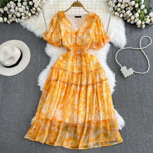 gentle and retro style bubble short sleeved v-neck with waistband and slim a-line printed chiffon dress elegant long skirt, Black;gray
gentle and retro style bubble short sleeved v-neck with waistband and slim a-line printed chiffon dress elegant long skirt, Black;gray