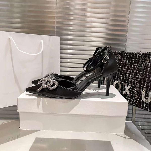 fashion women sandals pumps senior rosie 80 mm italy delicate black white pointed toe clare sling pearl bowknot decoration wedding party hig
fashion women sandals pumps senior rosie 80 mm italy delicate black white pointed toe clare sling pearl bowknot decoration wedding party hig