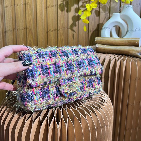 womens mini crossbody bag matelasse chain shoulder bag color tweed hardware metal buckle four seasons princess bags makeup case designer mob
womens mini crossbody bag matelasse chain shoulder bag color tweed hardware metal buckle four seasons princess bags makeup case designer mob