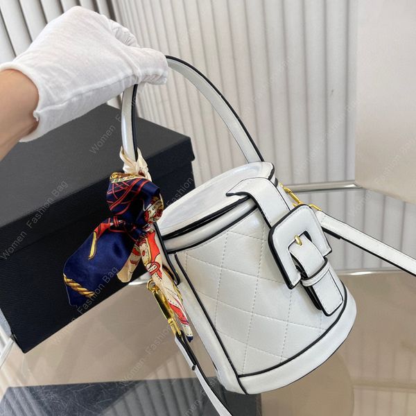 premium leather flip bucket bag women black mini handbag handbags the tote bag designer crossbody bag shoulder crossbody and wallet
premium leather flip bucket bag women black mini handbag handbags the tote bag designer crossbody bag shoulder crossbody and wallet