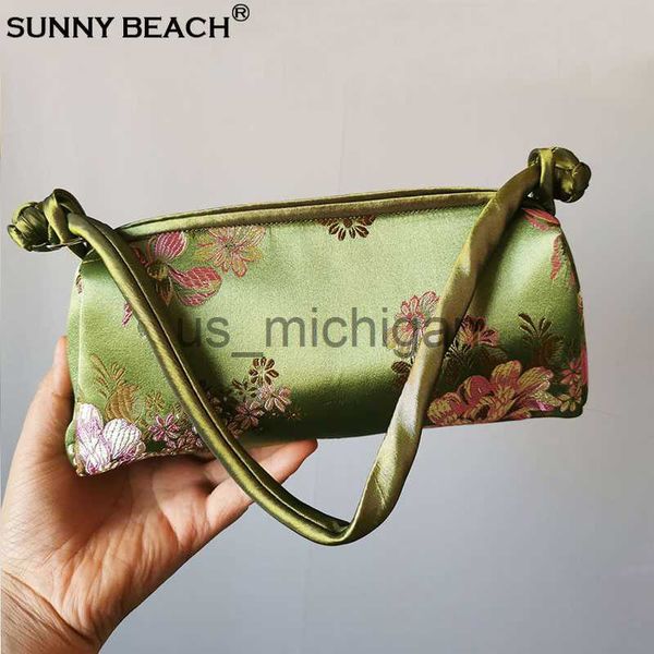 evening bags fashion luxury chinese style silk bag women handbag japanese hand embroidery totes cheongsam female cosplay bags clutch j230608
evening bags fashion luxury chinese style silk bag women handbag japanese hand embroidery totes cheongsam female cosplay bags clutch j230608