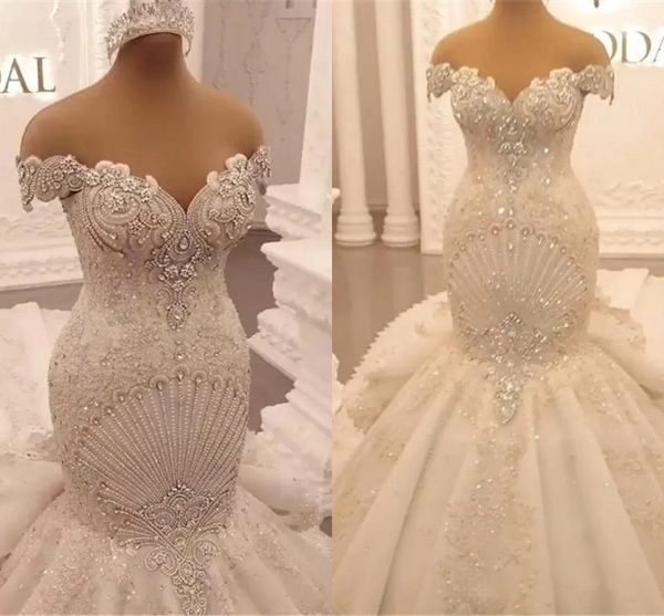 luxury crystal appliques lace mermaid wedding dress off the shoulder backless ruffles ruched long arabic dubai bridal gowns 2023 customed, White
luxury crystal appliques lace mermaid wedding dress off the shoulder backless ruffles ruched long arabic dubai bridal gowns 2023 customed, White