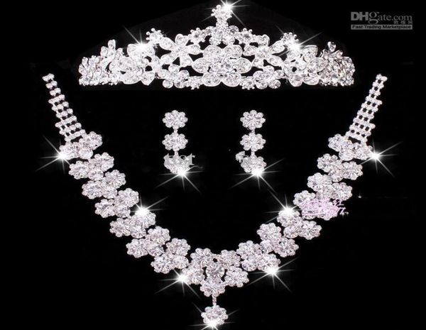 charming bridal jewelry sets wedding accessories three pieces handmade crystal rhinestone shiny bridal tiaras necklace earrings ch4904374, White
charming bridal jewelry sets wedding accessories three pieces handmade crystal rhinestone shiny bridal tiaras necklace earrings ch4904374, White