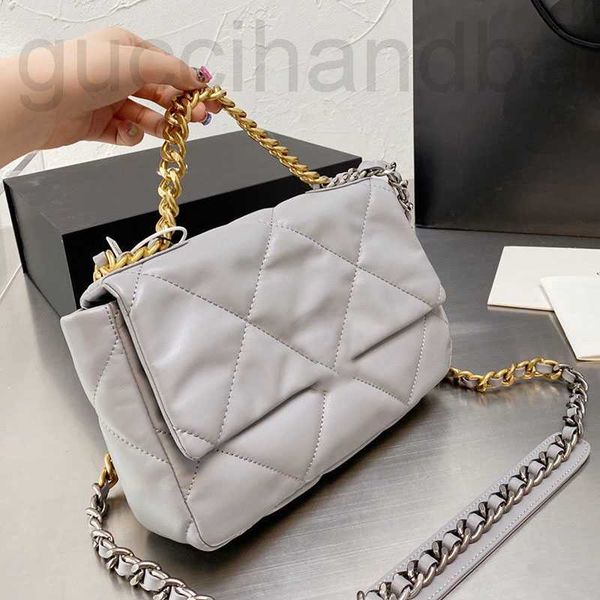 30c/25c qaultiy 19 classic flap jumbo bags lambskin doule chains interwoven gold-stone shoulder serial number large capacity designers luxur
30c/25c qaultiy 19 classic flap jumbo bags lambskin doule chains interwoven gold-stone shoulder serial number large capacity designers luxur