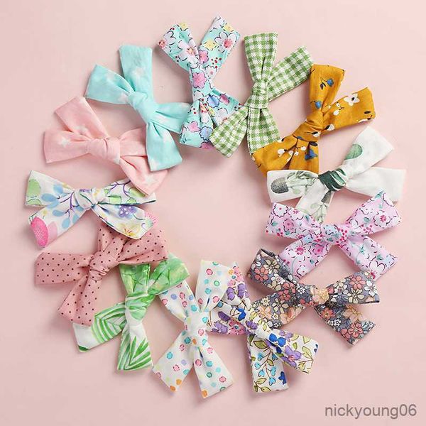 hair accessories baby clips cotton hairpins for girl print bows children summer barrette infant cute hairgrips r230608, Slivery;white
hair accessories baby clips cotton hairpins for girl print bows children summer barrette infant cute hairgrips r230608, Slivery;white