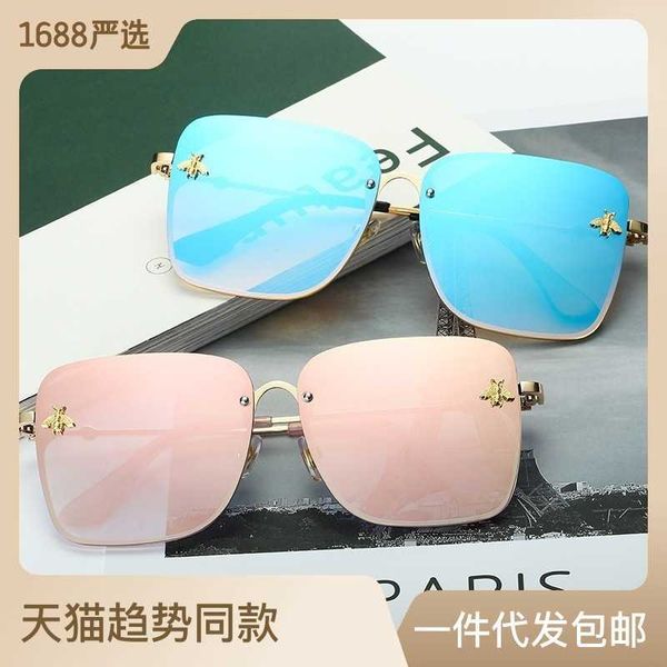 new boutique little bee fashion square metal ancient sunglasses bj231, White;black
new boutique little bee fashion square metal ancient sunglasses bj231, White;black