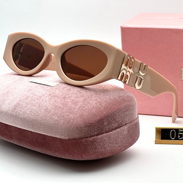 sunglasss miuu dsignrs popular womn glasss uv protction fashion sunglass lttr casual yglasss bach travl must hav vry, White;black
sunglasss miuu dsignrs popular womn glasss uv protction fashion sunglass lttr casual yglasss bach travl must hav vry, White;black