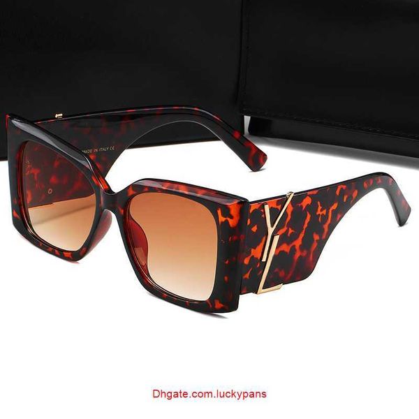 2023 luxury sunglasses designer sunglasses for women glasses uv protection fashion sunglass letter casual eyeglasses with box very good, White;black
2023 luxury sunglasses designer sunglasses for women glasses uv protection fashion sunglass letter casual eyeglasses with box very good, White;black