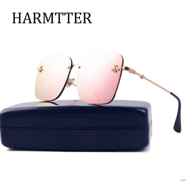 frameless colorful gradient lenses square little bee women's sunglasses 8838, White;black
frameless colorful gradient lenses square little bee women's sunglasses 8838, White;black