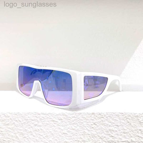 fashion mens and womens sunglasses anti-uv classic transparent frame one-piece letter lens eye protection wide mirror legs designer sunglass, White;black
fashion mens and womens sunglasses anti-uv classic transparent frame one-piece letter lens eye protection wide mirror legs designer sunglass, White;black