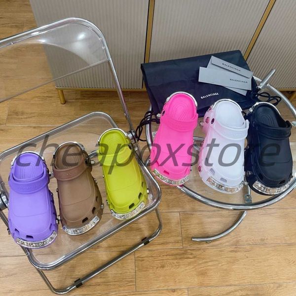 designer slippers women men platform sandals beach casual sports sandals rubber rivets slides waterproof black slippers mens shoes
designer slippers women men platform sandals beach casual sports sandals rubber rivets slides waterproof black slippers mens shoes