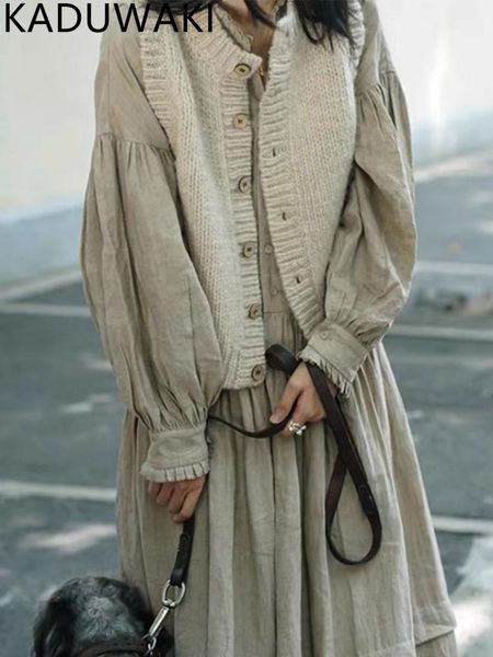 vests vintage o neck knitted vest women autumn winter 2023 new loose casual outwear sweater waistcoat women korean style chic, Black;white
vests vintage o neck knitted vest women autumn winter 2023 new loose casual outwear sweater waistcoat women korean style chic, Black;white