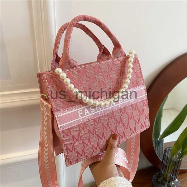 evening bags largecapacity tote bag women's bag 2023 new western style print pearl accessories shoulder bag trendy messenger bag for wo
evening bags largecapacity tote bag women's bag 2023 new western style print pearl accessories shoulder bag trendy messenger bag for wo