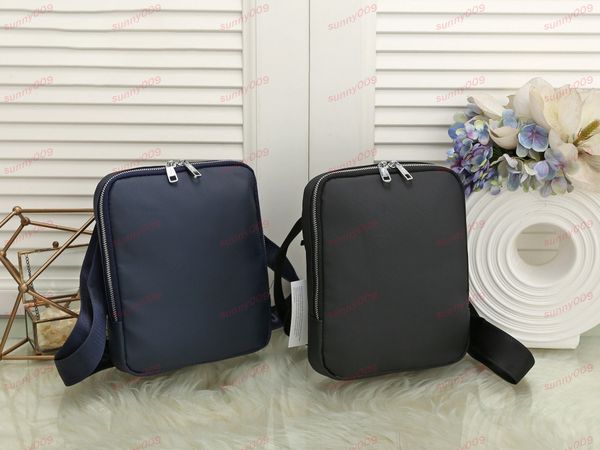 single shoulder bag designer small square bags luxury pure color messenger bag fashion designer men's business briefcase
single shoulder bag designer small square bags luxury pure color messenger bag fashion designer men's business briefcase