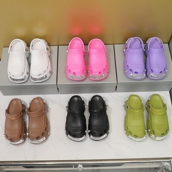 ultralight mens slippers luxury designer sandals women summer platform shoes classic outdoor beach shoes fashion couple casual shoes comfort, Black
ultralight mens slippers luxury designer sandals women summer platform shoes classic outdoor beach shoes fashion couple casual shoes comfort, Black