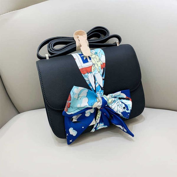 designer h home bag sensitivity motorcycle high layer swift kangkang stewardess small square tofu genuine leather women's one shoulder
designer h home bag sensitivity motorcycle high layer swift kangkang stewardess small square tofu genuine leather women's one shoulder