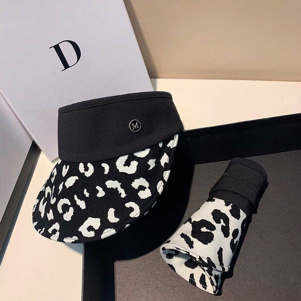 Designer golf cap brand Shankou Sunshade and Sunscreen Hollow Top Hat for Women's Summer Versatile Outdoor Outgoing Foldable Fashion Leopard Pattern Soft Eave Sun, Black
Designer golf cap brand Shankou Sunshade and Sunscreen Hollow Top Hat for Women's Summer Versatile Outdoor Outgoing Foldable Fashion Leopard Pattern Soft Eave Sun, Black