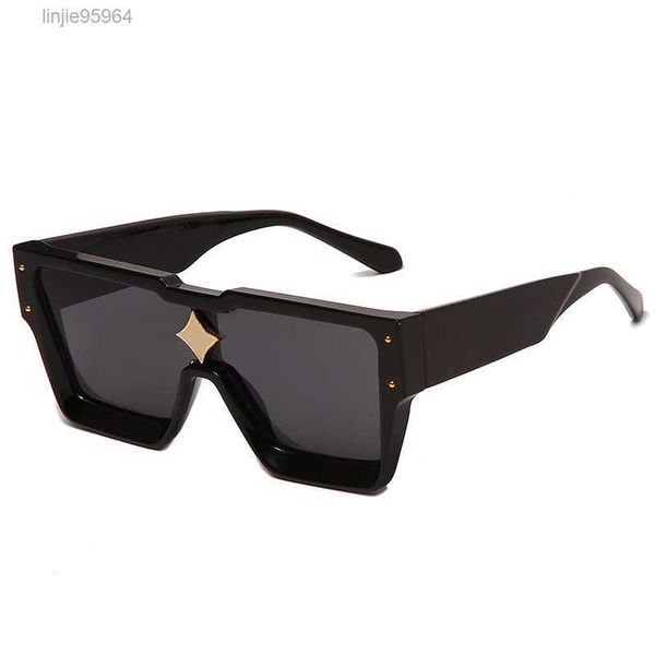 designer sunglasses for men and women fashion model special uv 400 protection double beam frame outdoor brand design alloy cyclone sunglasse, White;black
designer sunglasses for men and women fashion model special uv 400 protection double beam frame outdoor brand design alloy cyclone sunglasse, White;black