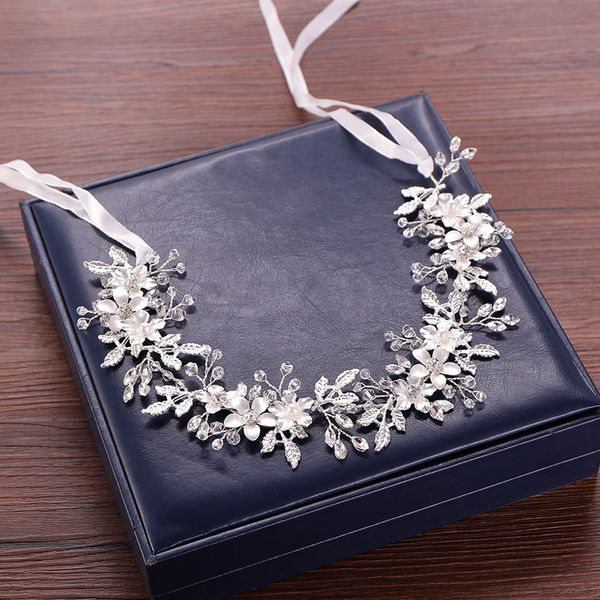 nnew bridal bridesmaid headband flower claw chain bridal hair band headwear rose lacquer flower wedding dress accessories fd-0043, Silver
nnew bridal bridesmaid headband flower claw chain bridal hair band headwear rose lacquer flower wedding dress accessories fd-0043, Silver