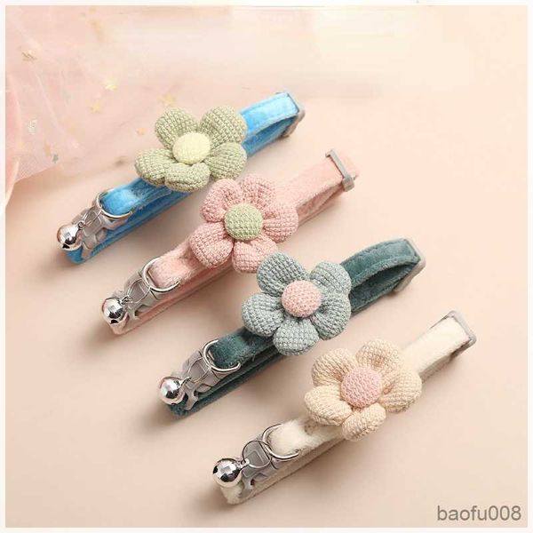 dog collars cute bell collar adjustable cat necklace pet collar traction safety buckle necklace small dog r230609
dog collars cute bell collar adjustable cat necklace pet collar traction safety buckle necklace small dog r230609