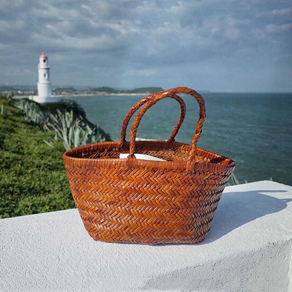 advanced french woven bag for women's summer vegetable basket, large capacity tote bag, seaside vacation portable underarm bag 230608
advanced french woven bag for women's summer vegetable basket, large capacity tote bag, seaside vacation portable underarm bag 230608