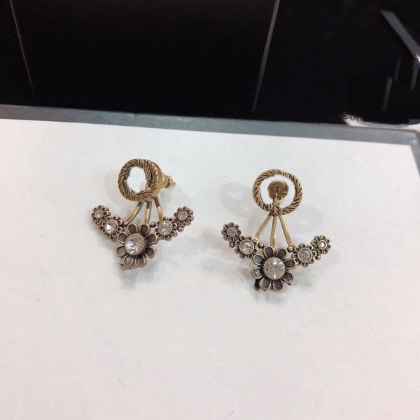 designer earring double g brand stud earing luxury letter logo pearl earring women fashion hoop jewelry metal ggity crystal charm women', Golden
designer earring double g brand stud earing luxury letter logo pearl earring women fashion hoop jewelry metal ggity crystal charm women', Golden