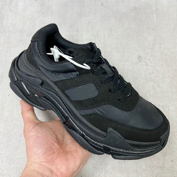triple s daddy shoes sneaker women mens glossy leather sketch popular casual shoes couple two letter logo designer platform sports shoes of, Black
triple s daddy shoes sneaker women mens glossy leather sketch popular casual shoes couple two letter logo designer platform sports shoes of, Black