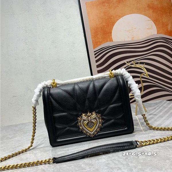 designer bag women channel bag handbag crossbody bag bee buckle bags fashion with trendy letter pattern straddle shoulder bag portable ing
designer bag women channel bag handbag crossbody bag bee buckle bags fashion with trendy letter pattern straddle shoulder bag portable ing