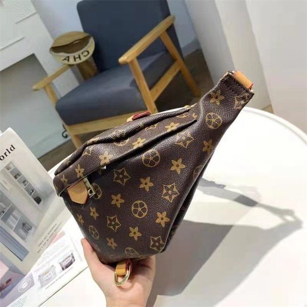 fashion famous women bumbag cross body shoulder bag designer brown leather chest bag bum waist bags purse
fashion famous women bumbag cross body shoulder bag designer brown leather chest bag bum waist bags purse