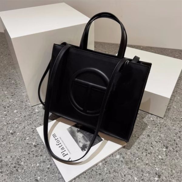 new tote bag for woman designer black wallets practical large classic capacity coin purse candy color crossbody bags casual square backpack
new tote bag for woman designer black wallets practical large classic capacity coin purse candy color crossbody bags casual square backpack