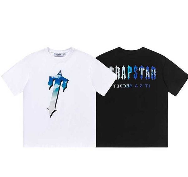 designer fashion clothing tshirt tees trapstar blue sky white cloud big t letter printing short sleeve street trend loose relaxed mens women, White;black
designer fashion clothing tshirt tees trapstar blue sky white cloud big t letter printing short sleeve street trend loose relaxed mens women, White;black