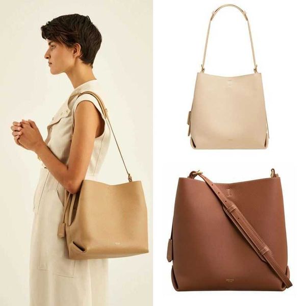 oroton tote bag women's classroom fashion one shoulder crossbody bag commuter versatile outgoing women's bag large capacity bag
oroton tote bag women's classroom fashion one shoulder crossbody bag commuter versatile outgoing women's bag large capacity bag