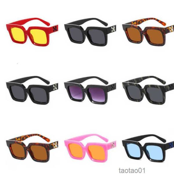 fashion luxury offs frames sunglasses brand men women sunglass arrow x frame eyewear trend hip hop square sunglasse sports travel sun glasse, White;black
fashion luxury offs frames sunglasses brand men women sunglass arrow x frame eyewear trend hip hop square sunglasse sports travel sun glasse, White;black