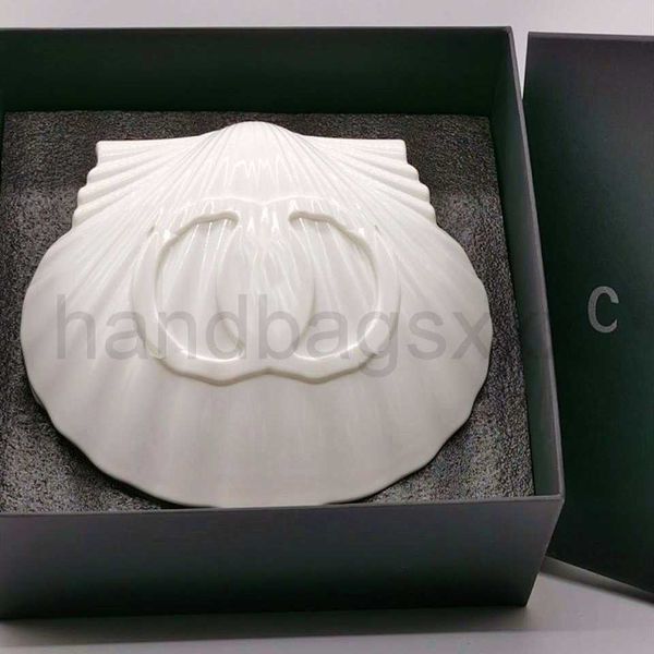coco shell bags show limited edition oval tassels crossbody white evening the tote bag luxury designers shoulder handbags fashion women lady
coco shell bags show limited edition oval tassels crossbody white evening the tote bag luxury designers shoulder handbags fashion women lady