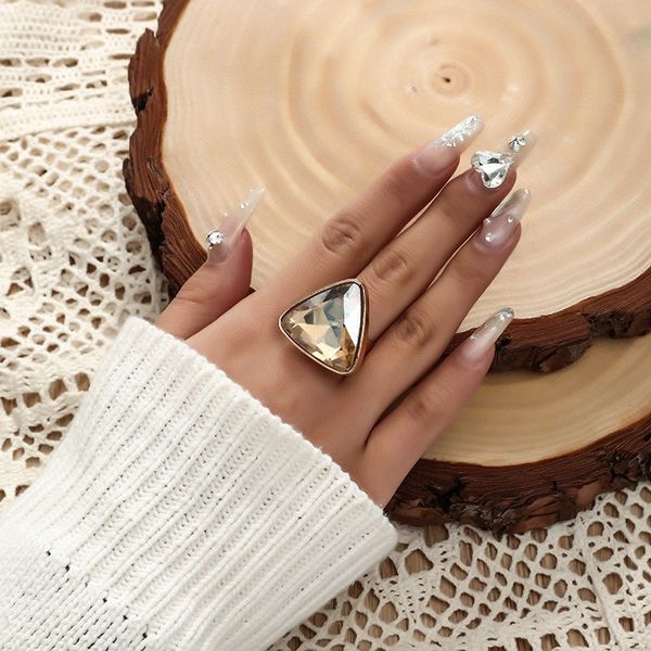 fashionable personality, high-end sense triangular gemstone ring simple temperament trendy and exquisite opening ring, Golden;silver
fashionable personality, high-end sense triangular gemstone ring simple temperament trendy and exquisite opening ring, Golden;silver