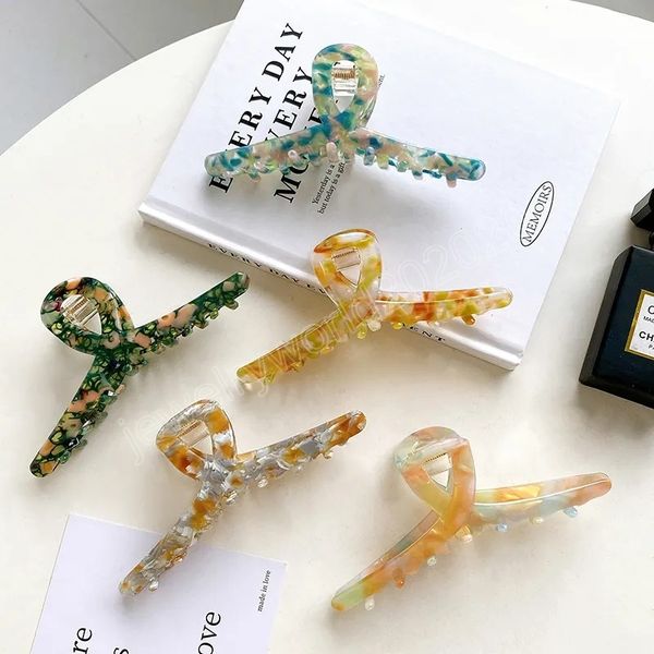 korean new fasion 13cm extra large ribbon trwisted hollowed hair clip claw simple acetate clip hair accessories, Slivery;golden
korean new fasion 13cm extra large ribbon trwisted hollowed hair clip claw simple acetate clip hair accessories, Slivery;golden