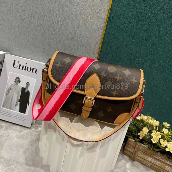 shoulder bags 2023 dauphine fashion bags shoulder women's handbag designer brand messenger bag wallet purse crossbody women wallets bag
shoulder bags 2023 dauphine fashion bags shoulder women's handbag designer brand messenger bag wallet purse crossbody women wallets bag