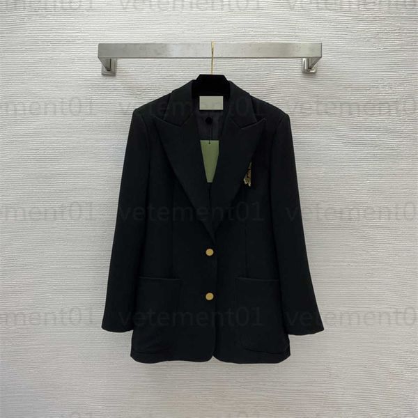 designers womens customization suits blazers two-button blazer with college badge decoration on chest shoulder pads fashion designer clothin, White;black
designers womens customization suits blazers two-button blazer with college badge decoration on chest shoulder pads fashion designer clothin, White;black
