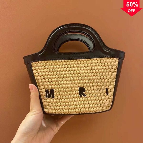 mirror quality luxury mens straw raffias bags womens basket designer shoulder weave beach crossbody tote clutch hobo cosmetic bag handbag tr
mirror quality luxury mens straw raffias bags womens basket designer shoulder weave beach crossbody tote clutch hobo cosmetic bag handbag tr