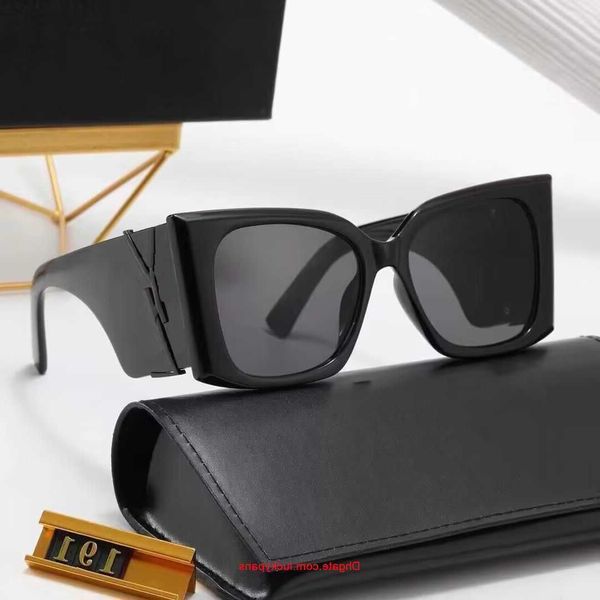 fashion sunglasses designer sunglasses luxury for womens glasses uv protection mens sunglass letter casual eyeglasses with box 9nvm, White;black
fashion sunglasses designer sunglasses luxury for womens glasses uv protection mens sunglass letter casual eyeglasses with box 9nvm, White;black