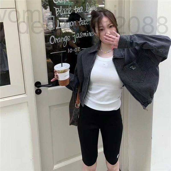 men's jackets designer p autumn and winter new triangle style short zipper bottom elastic denim coat long sleeve women sds0 fn20, Black;brown
men's jackets designer p autumn and winter new triangle style short zipper bottom elastic denim coat long sleeve women sds0 fn20, Black;brown
