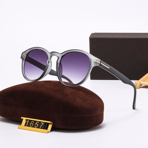 fashion designer woman sunglasses goggle beach eye glasses womens multiple color options polarizing function fashion glasses frame with box, White;black
fashion designer woman sunglasses goggle beach eye glasses womens multiple color options polarizing function fashion glasses frame with box, White;black