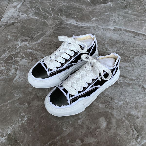 popular men's shoes mmy dissolved sole women's sneakers men's casual shoes canvas thick bottom male sneakers
popular men's shoes mmy dissolved sole women's sneakers men's casual shoes canvas thick bottom male sneakers