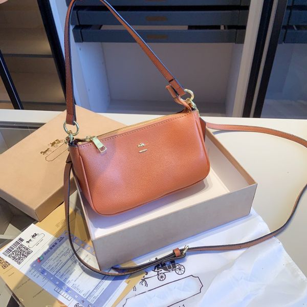 wholesale girls underarm shoulder bag fashion classic handbags crossbody brand small totes women wallet purses double strap with box
wholesale girls underarm shoulder bag fashion classic handbags crossbody brand small totes women wallet purses double strap with box